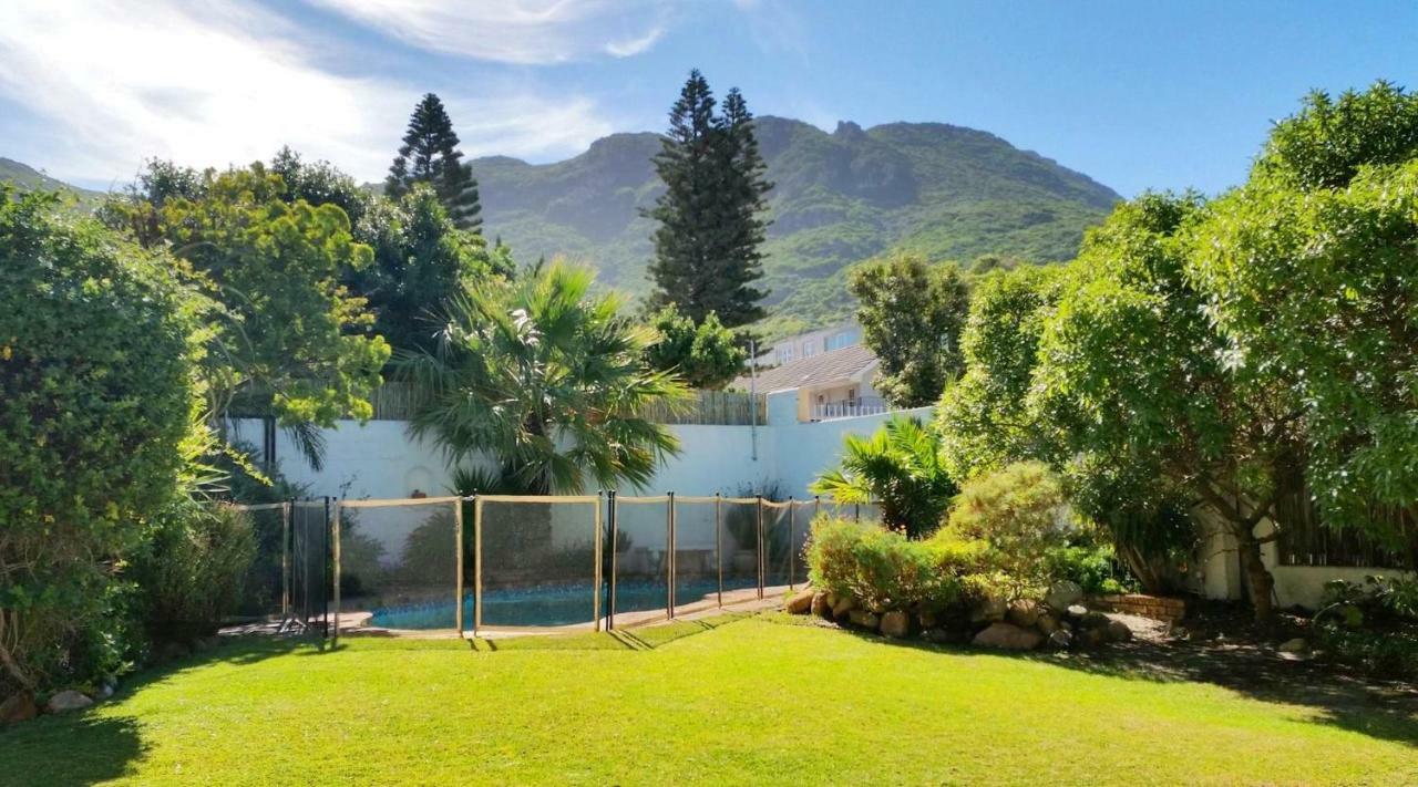 Hout Bay Beach Cottage Exterior photo